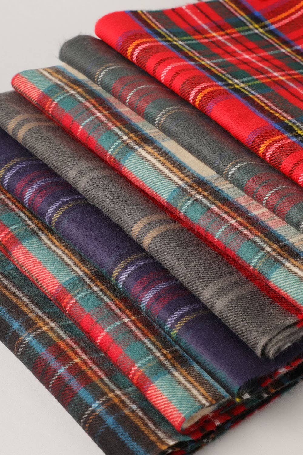 Softer Than Cashmere Tartan Plaid Muffler Scarf: ZTW19001-PINK / One Size