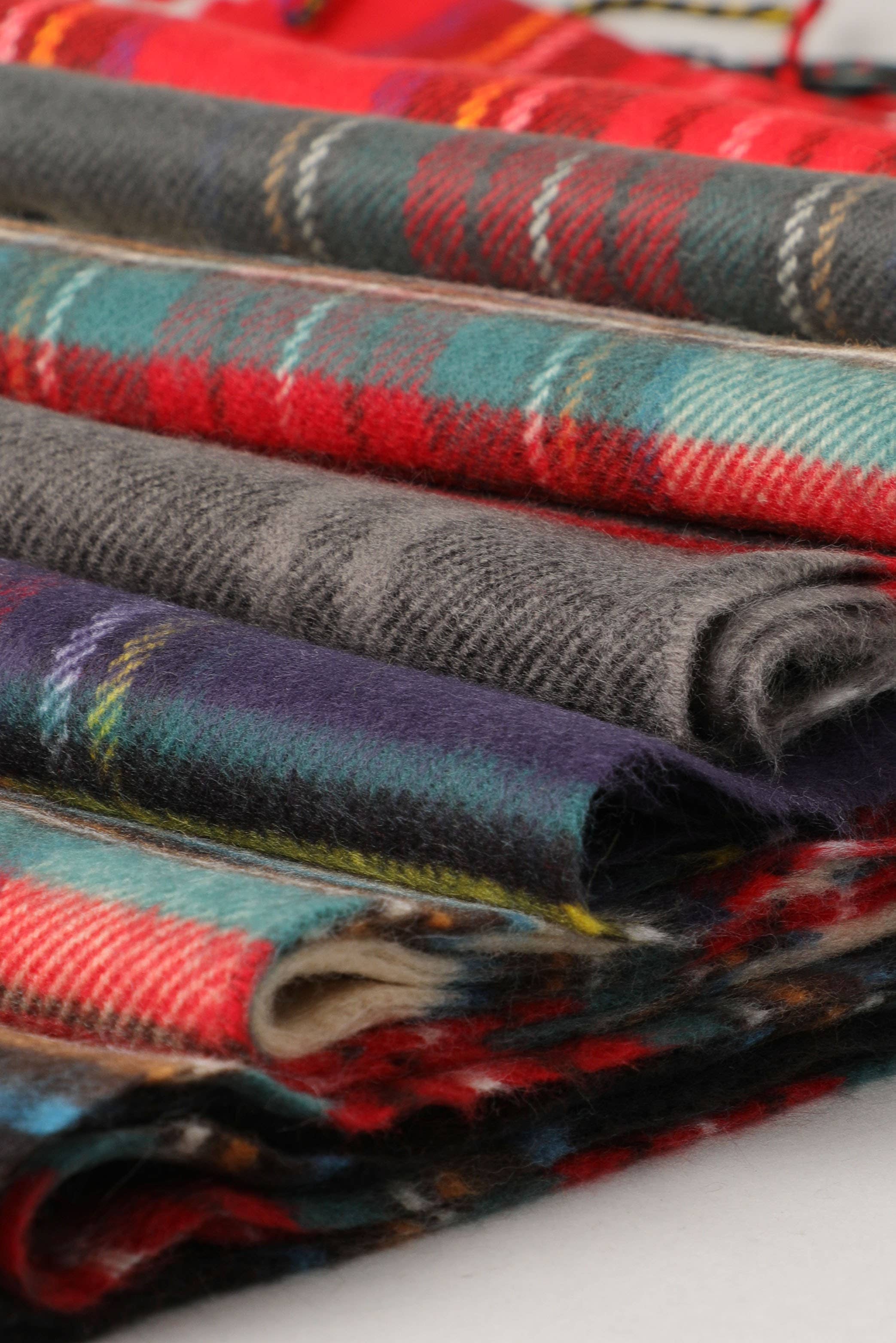 Softer Than Cashmere Tartan Plaid Muffler Scarf: ZTW19001-PINK / One Size