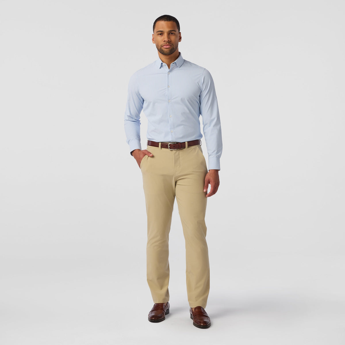 Mizzen+Main | Helmsman Athletic Fit Chino Pant | Light Khaki | Trunk Show Special