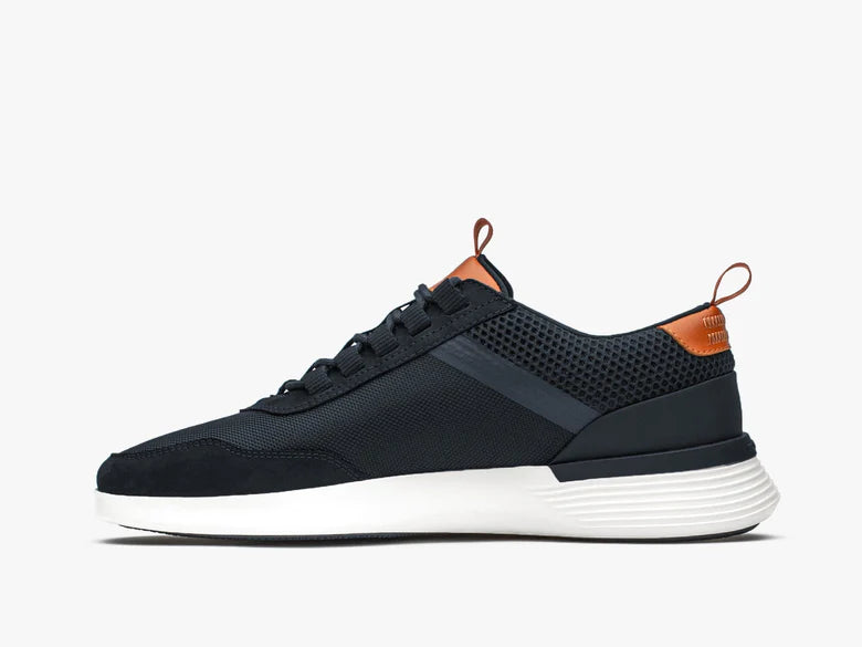 Wolf & Shepherd | Crossover™ Victory Trainer | Navy