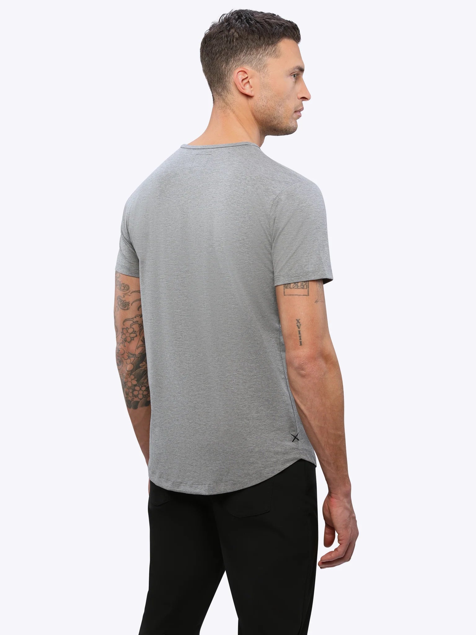 AO Curve-Hem Tee