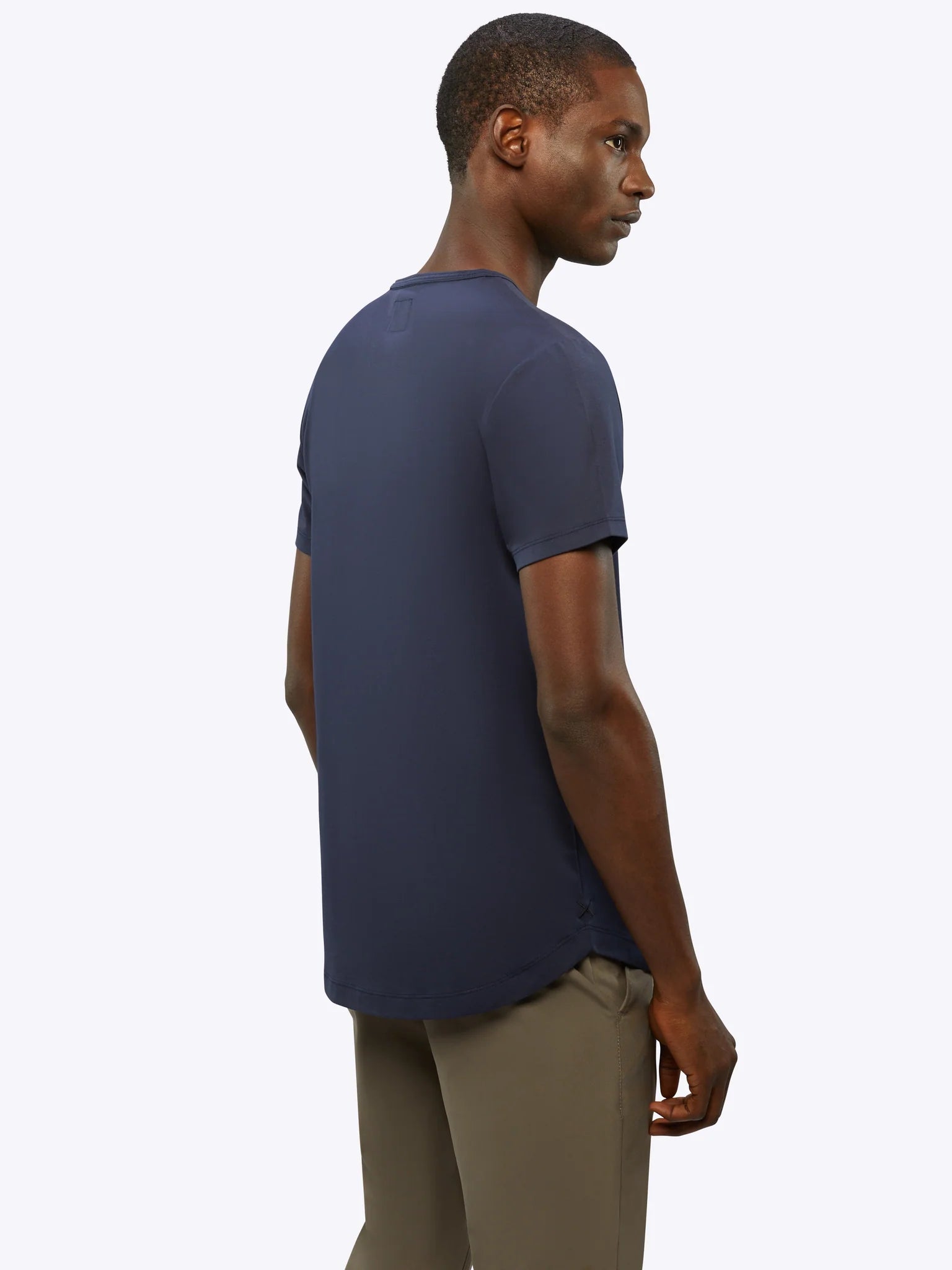 AO Curve-Hem Tee