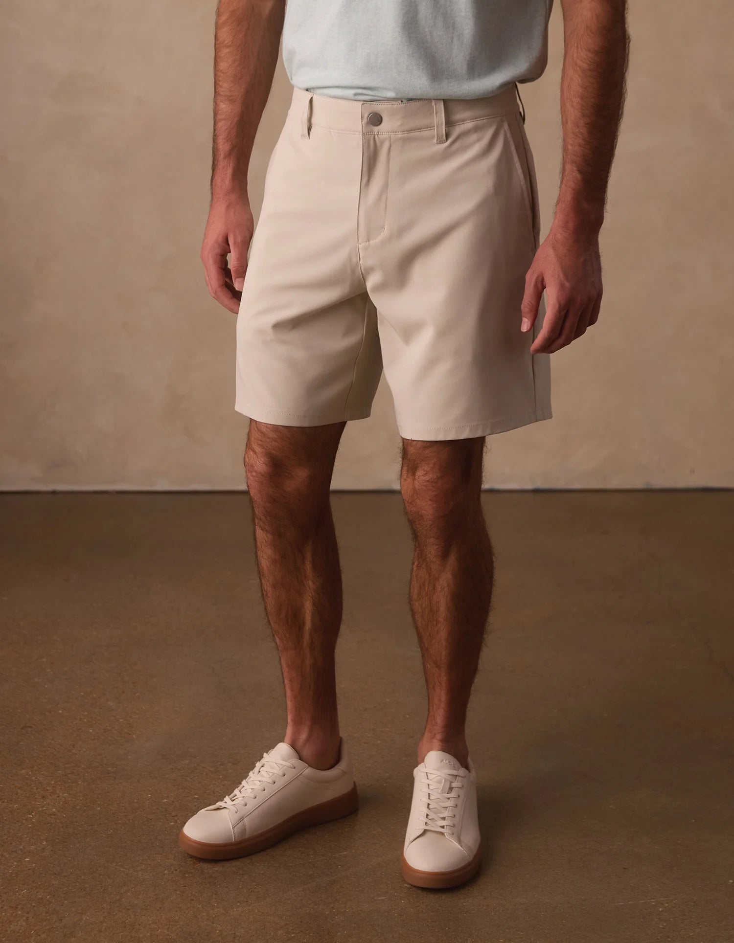 The Normal Brand | Everyday Hybrid Short Sand Dune 9" | Beige