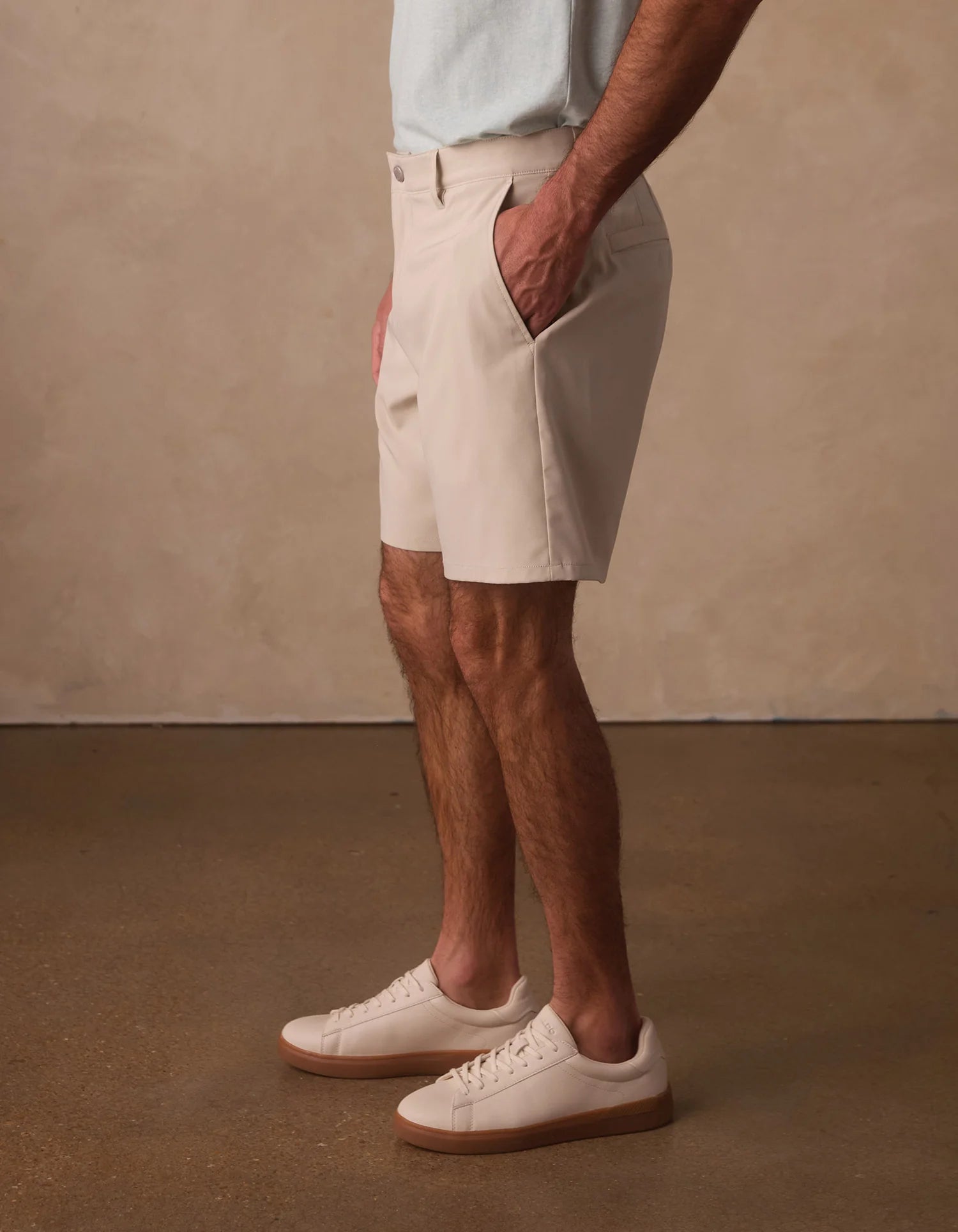 The Normal Brand | Everyday Hybrid Short Sand Dune 9" | Beige