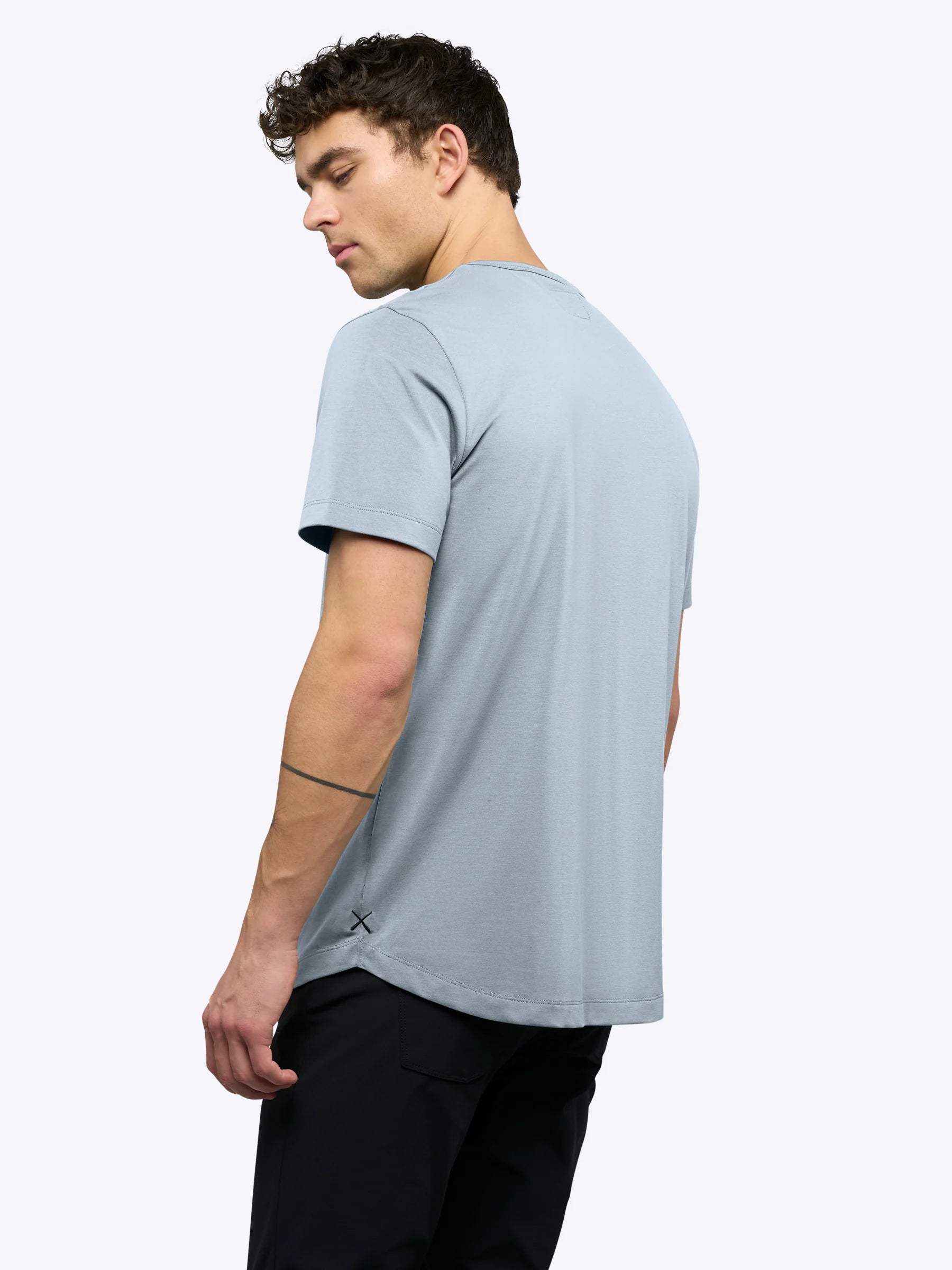 Cuts | AO Curve-Hem Tee Plein Air | Blue