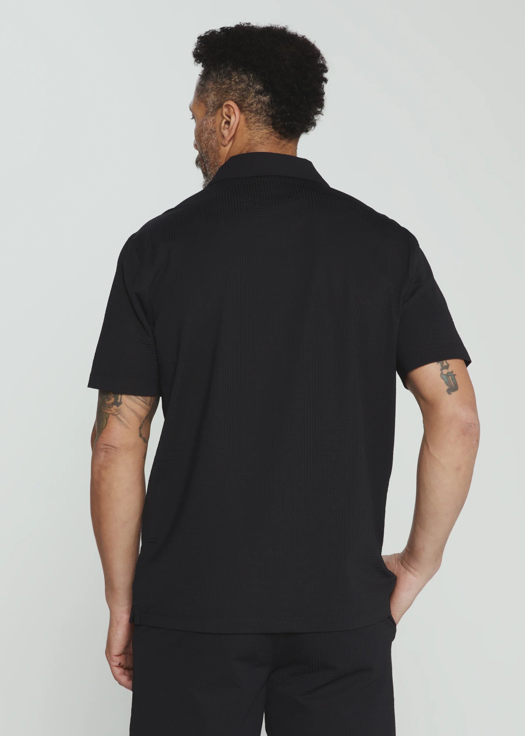 7Diamonds | Sutherland Seersucker Stretch Camp Shirt | Black