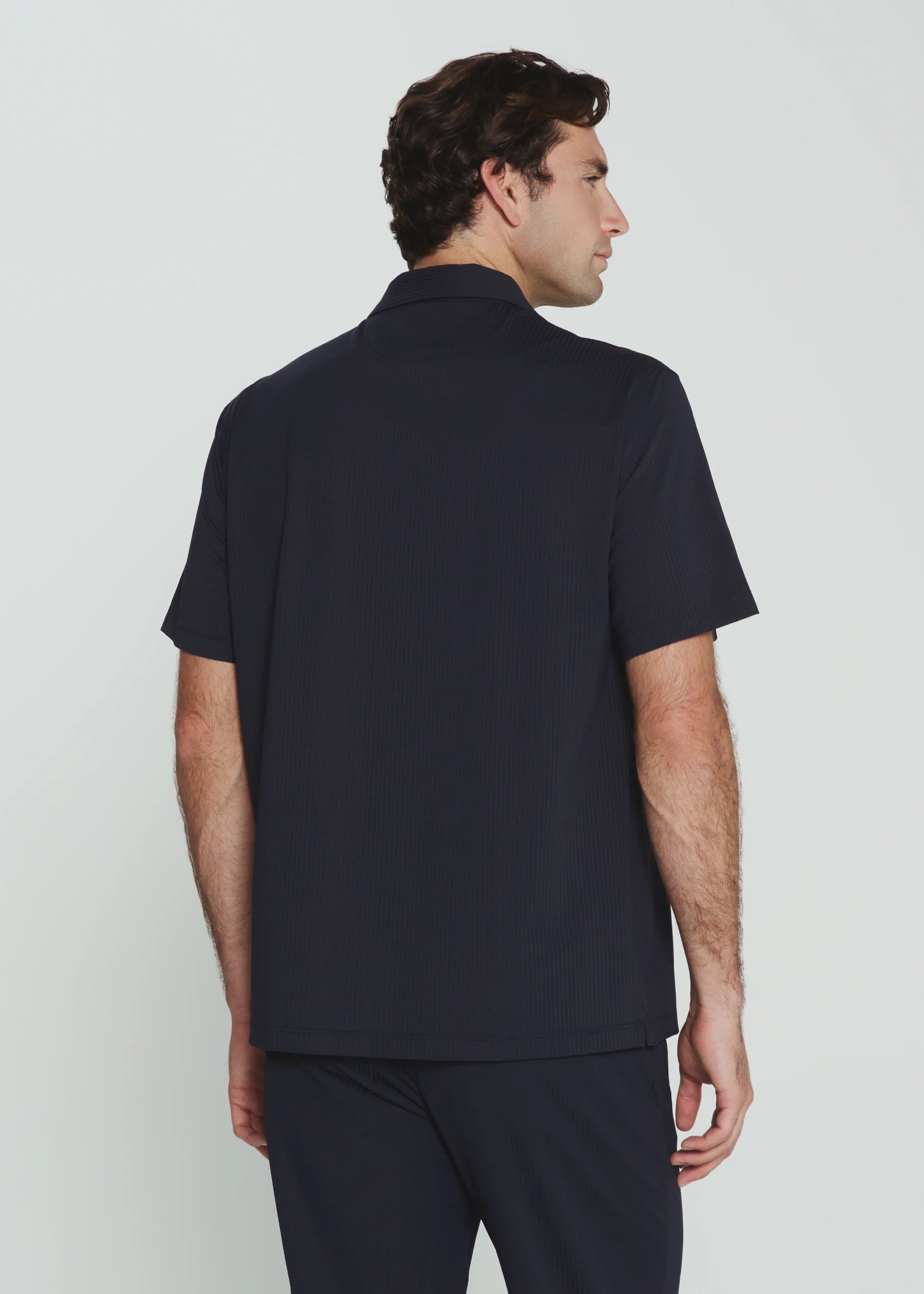 7Diamonds | Sutherland Seersucker Stretch Camp Shirt | Navy
