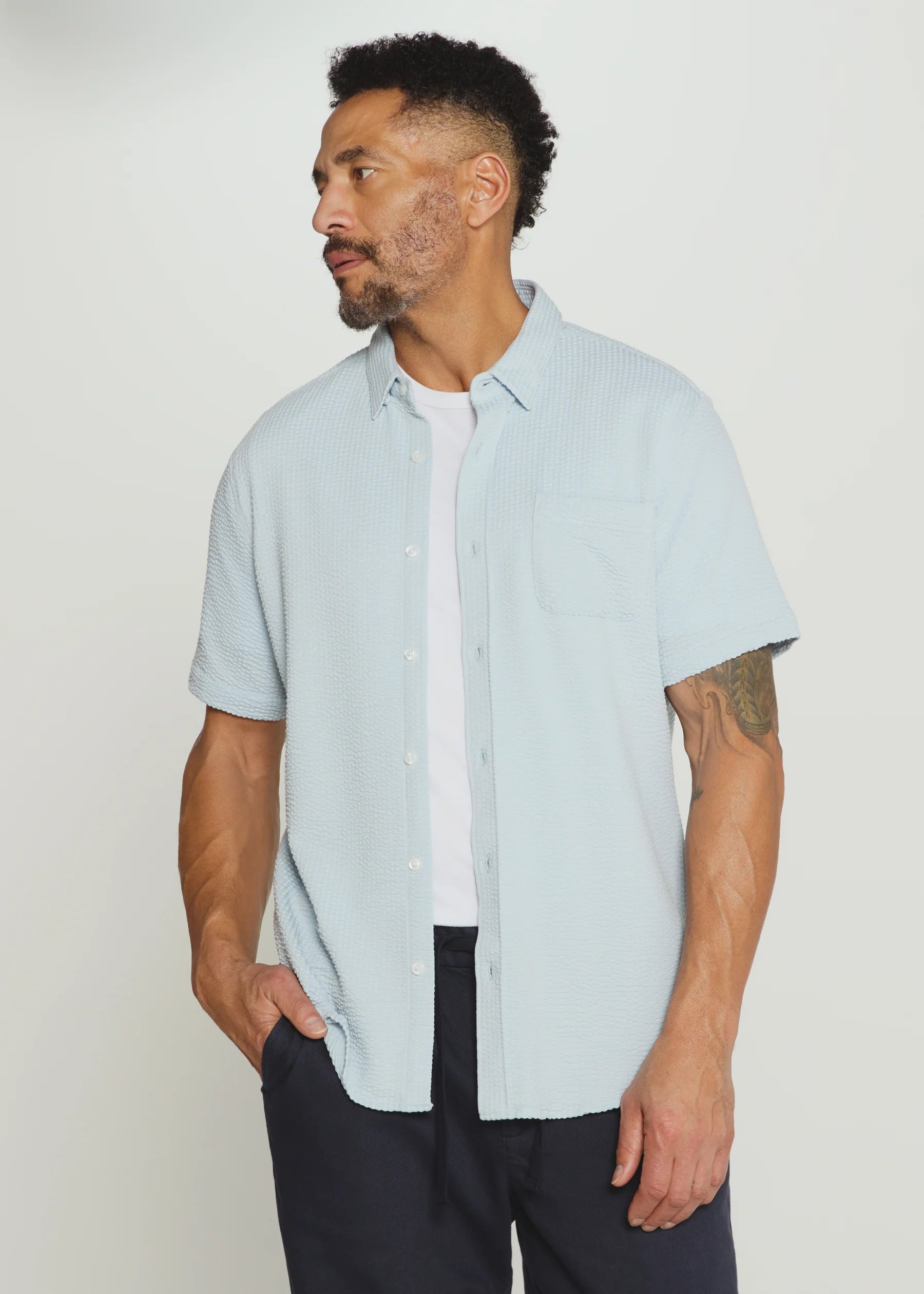 7 Diamonds | Bennet Seersucker Stretch Short Sleeve Shirt Island | Blue