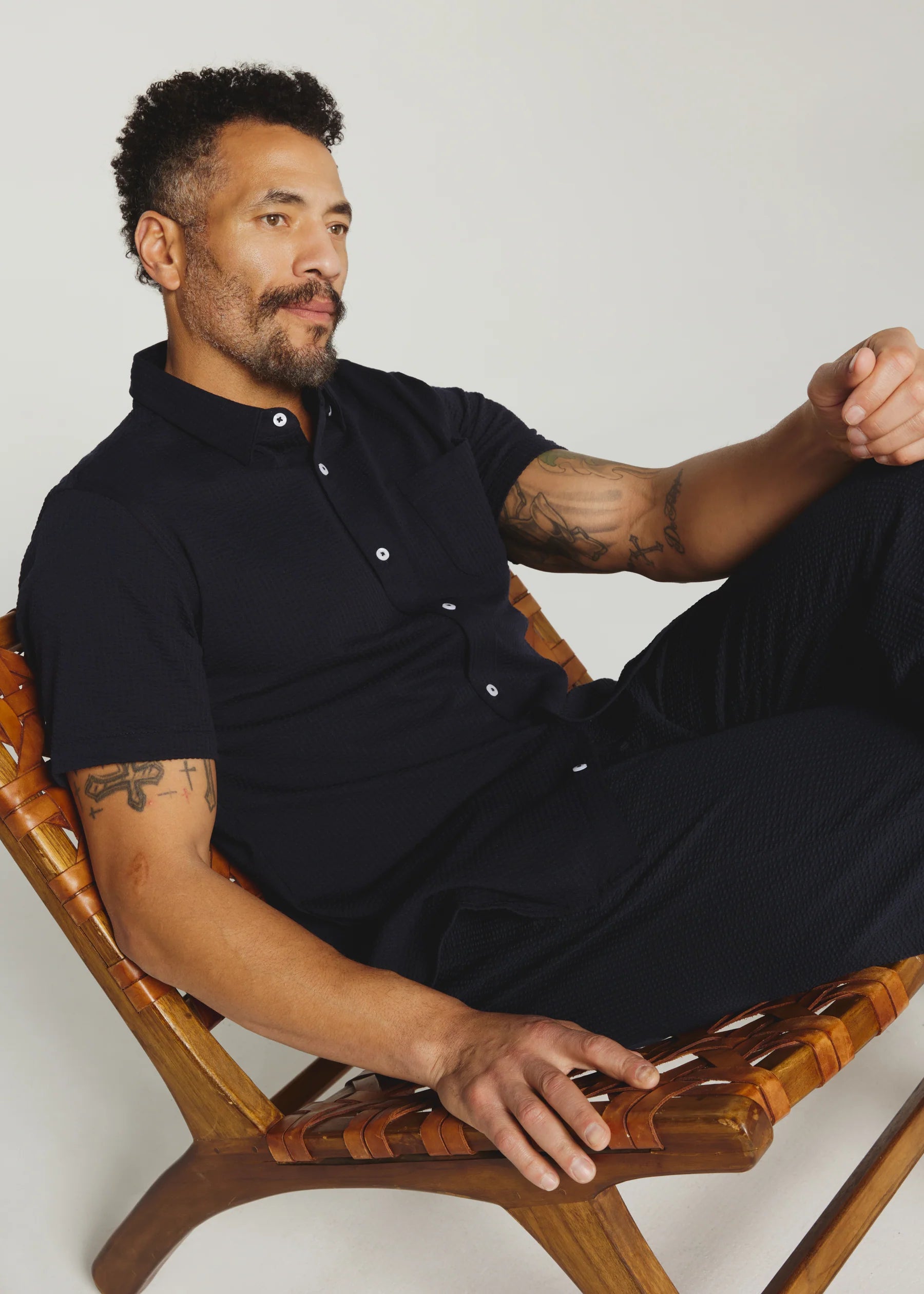 7Diamonds | Bennet Seersucker Stretch Short Sleeve Shirt | Navy