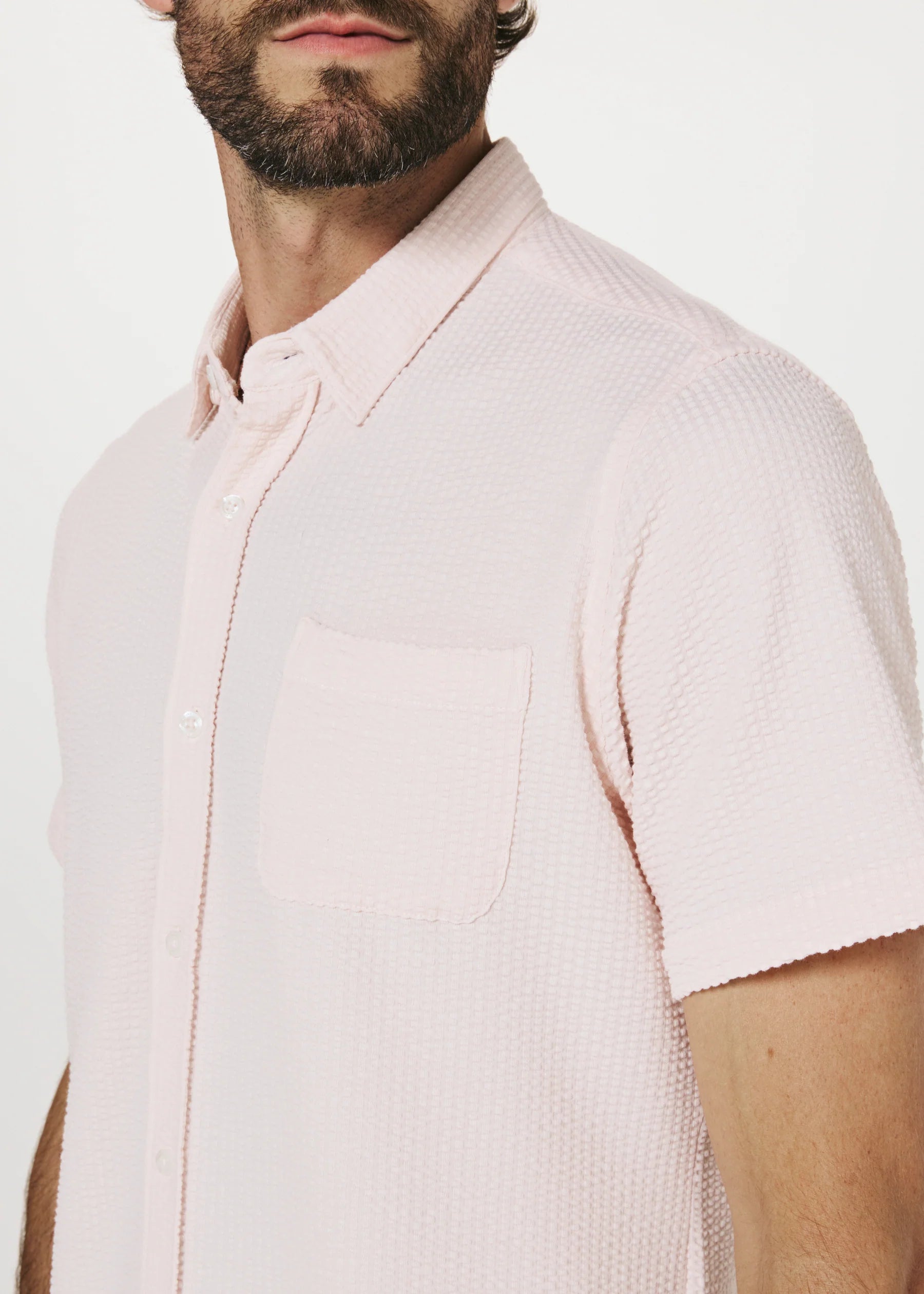 7Diamonds | Bennet Seersucker Stretch Short Sleeve Shirt | Pink