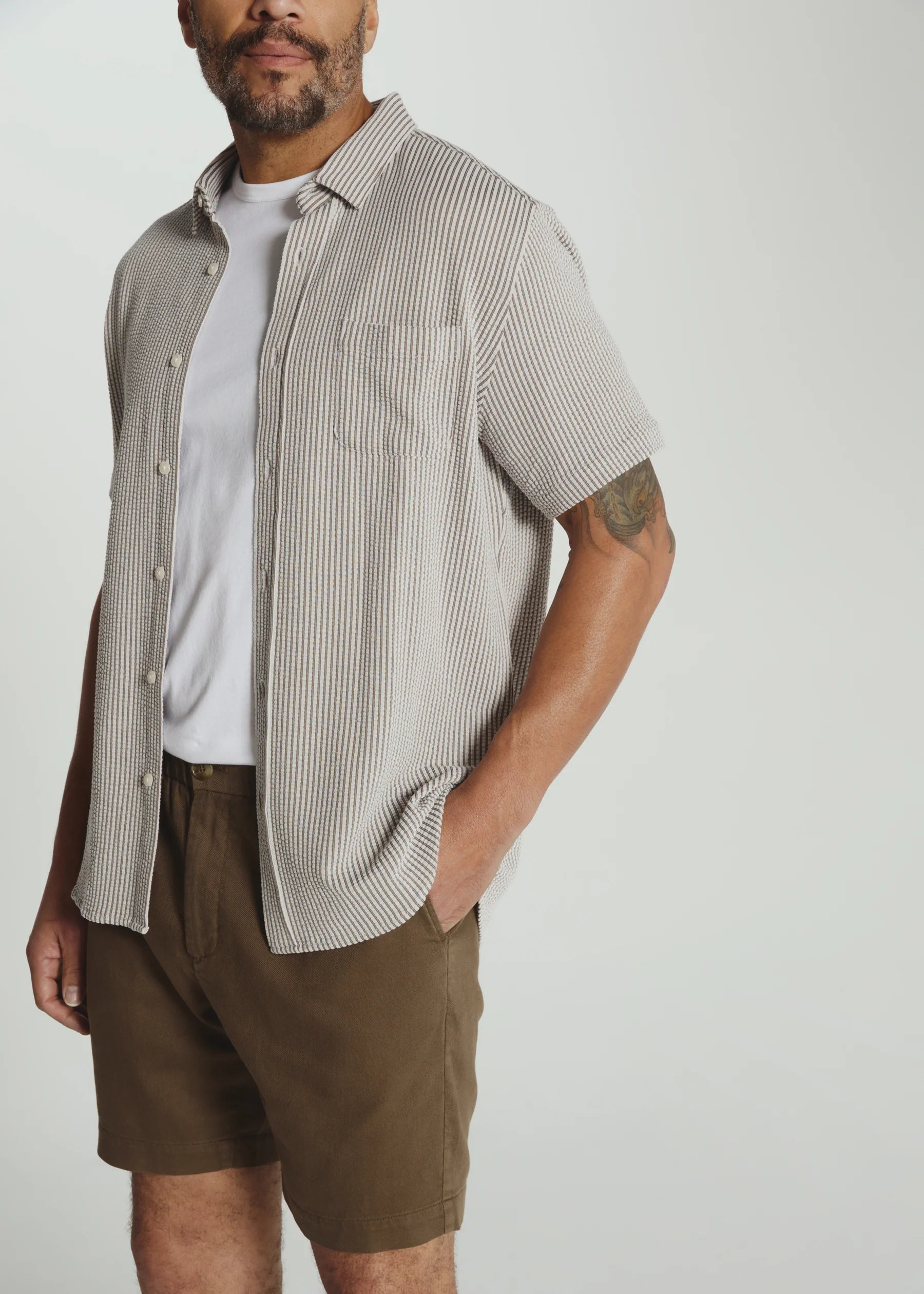7Diamonds | Keaton Seersucker Stretch Short Sleeve Shirt | Steel Gray