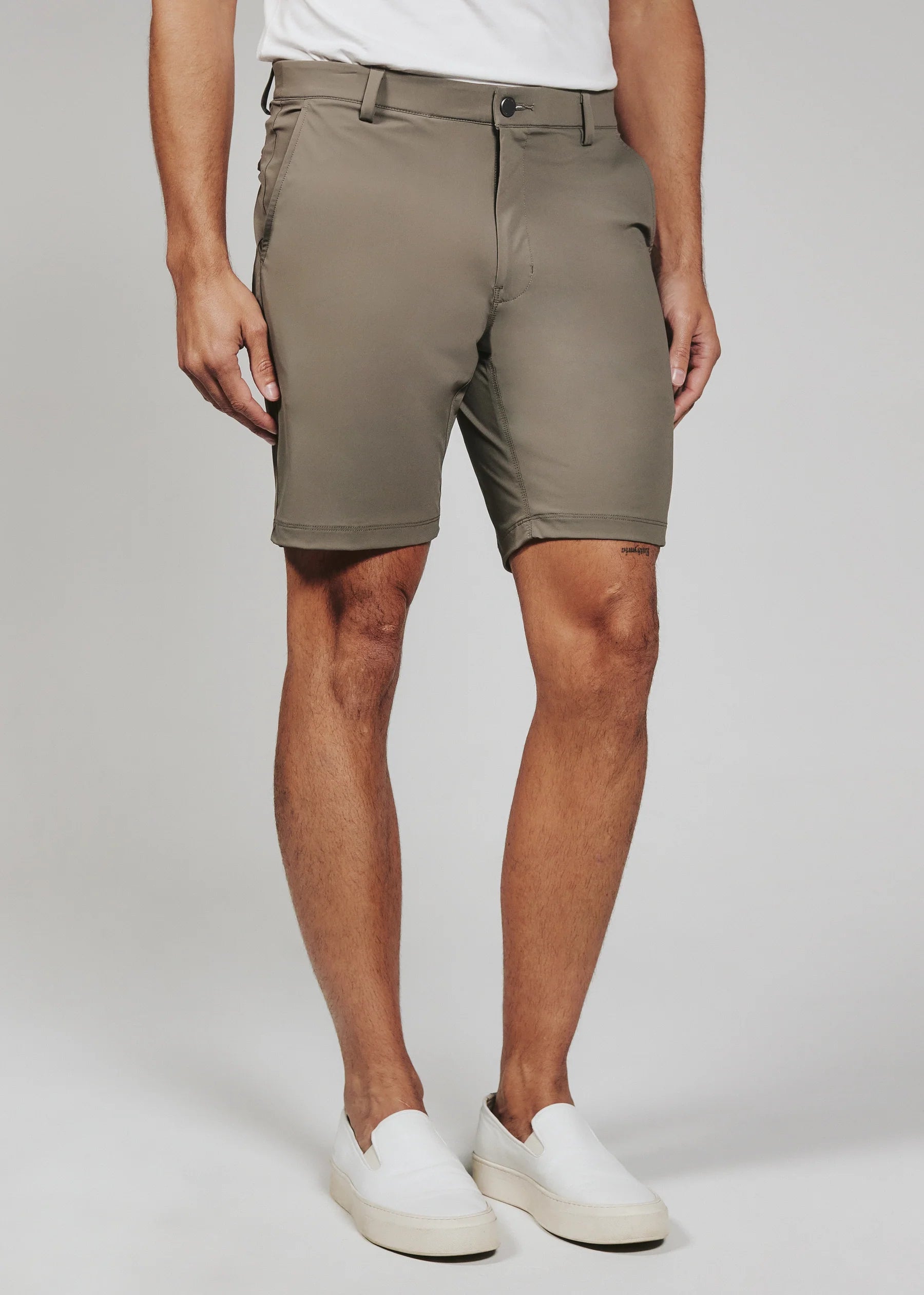 7Diamonds | Zuma 8" Short | Green