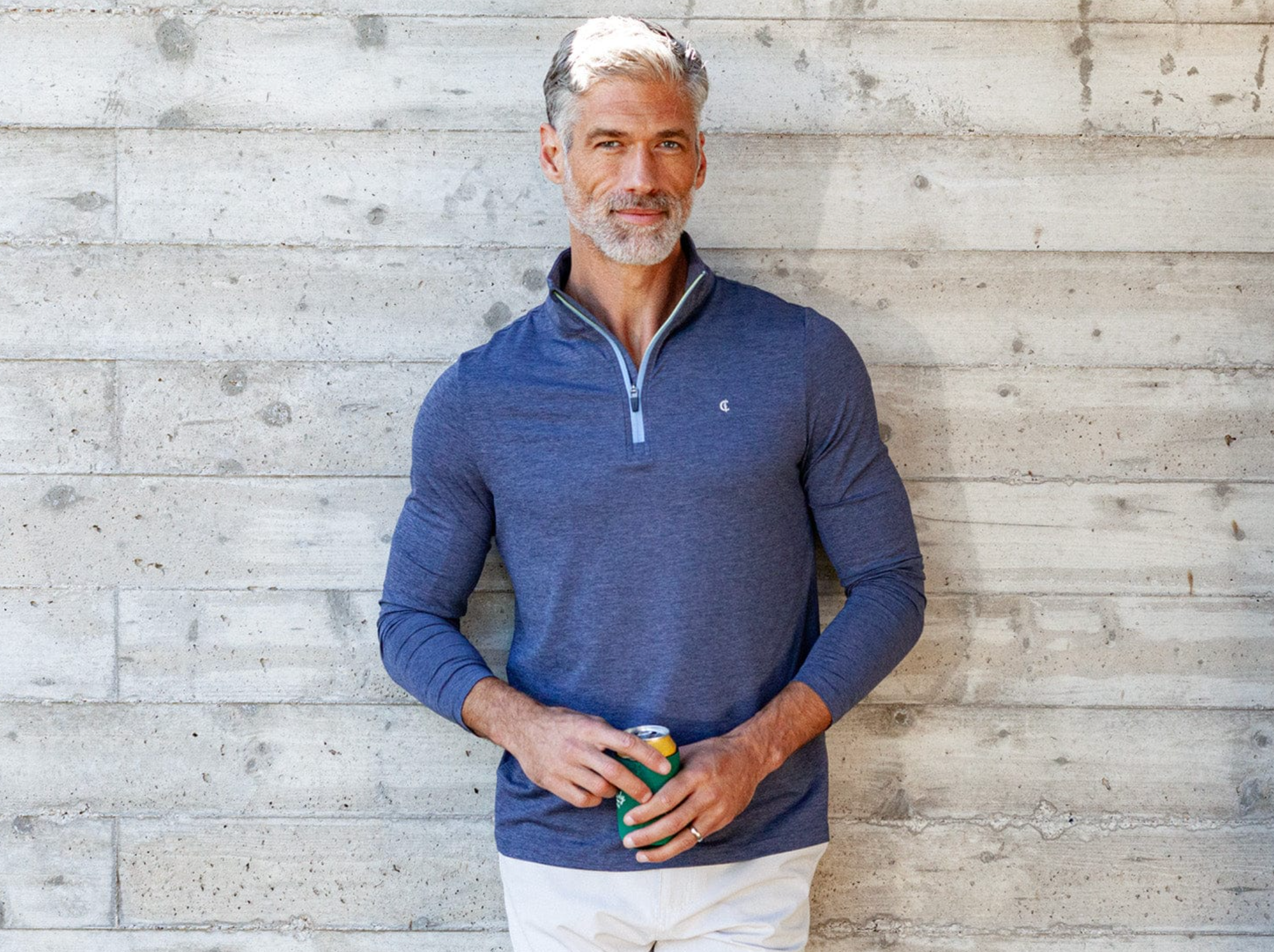 Feather Performance Pullover