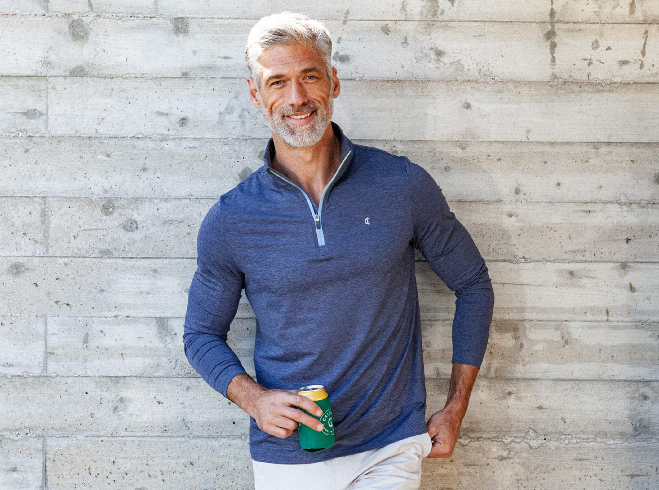 Feather Performance Pullover