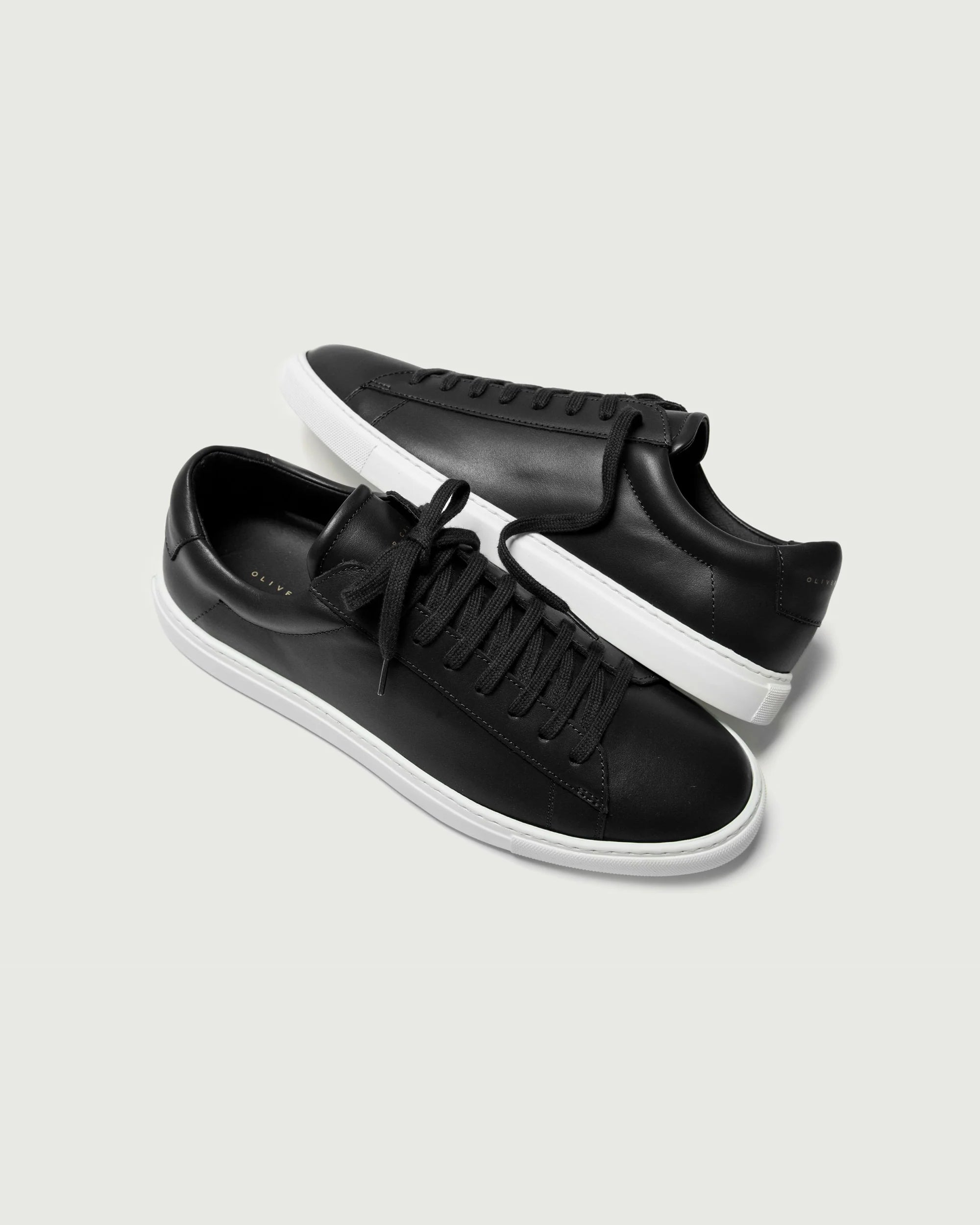 Low 1 Black (Wide)
