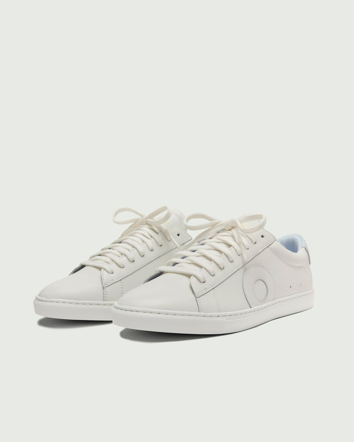 Oliver Cabell | Low 1 White Arctic