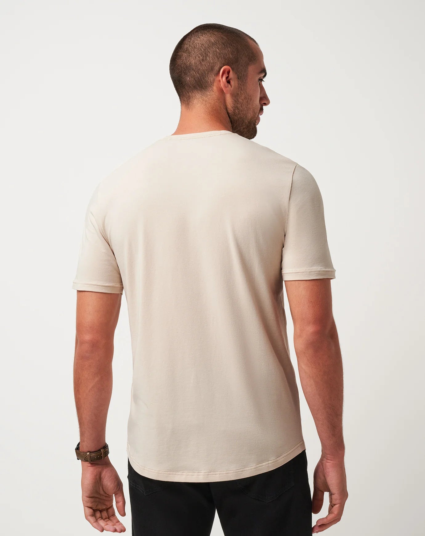 TravisMathew | Cloud Crew Tee Italian Sand | Beige