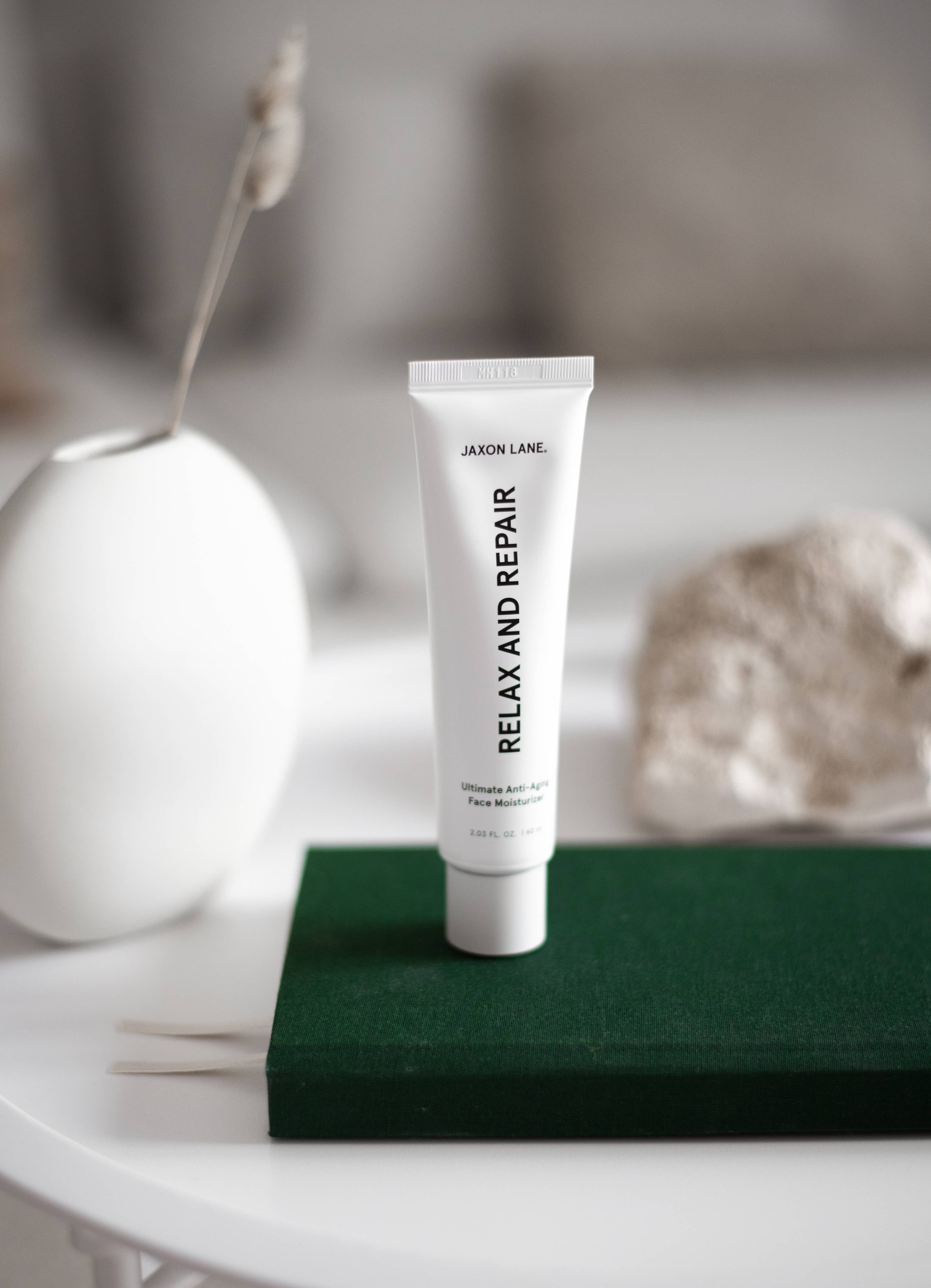 JAXON LANE | Relax & Repair Anti-Aging Face Moisturizer | Men Skin Care | White