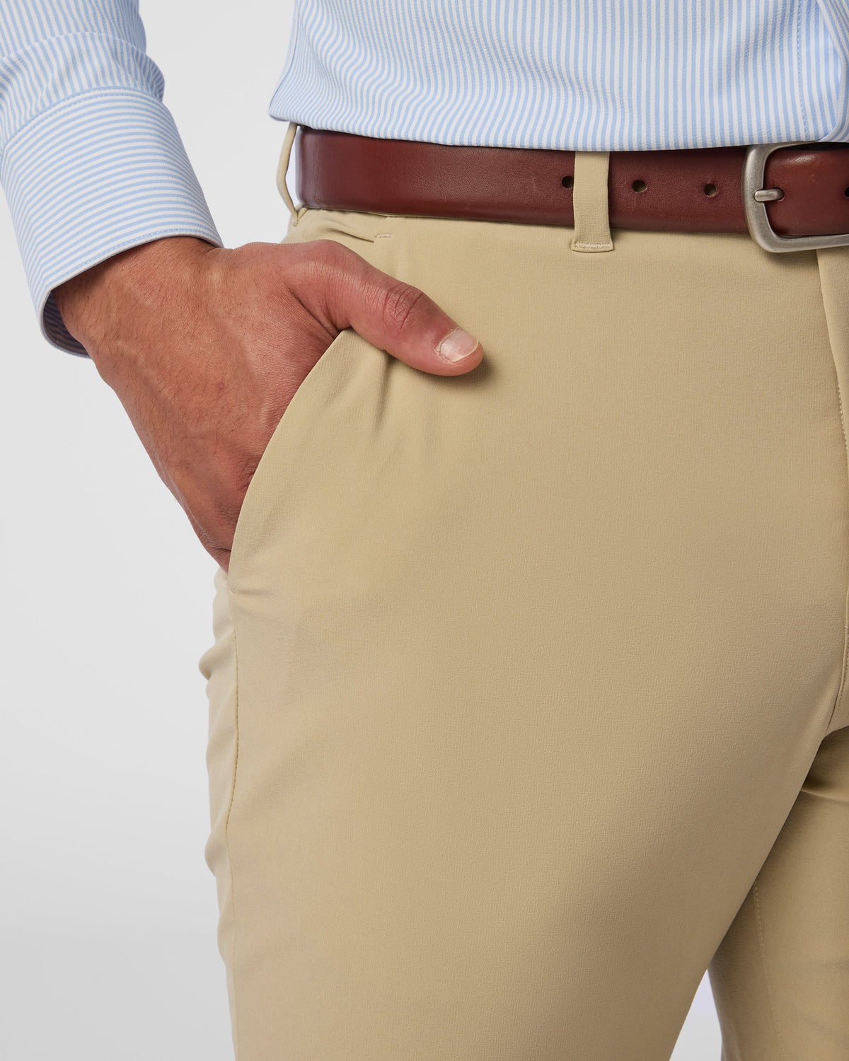 Mizzen+Main | Helmsman Athletic Fit Chino Pant | Light Khaki | Trunk Show Special