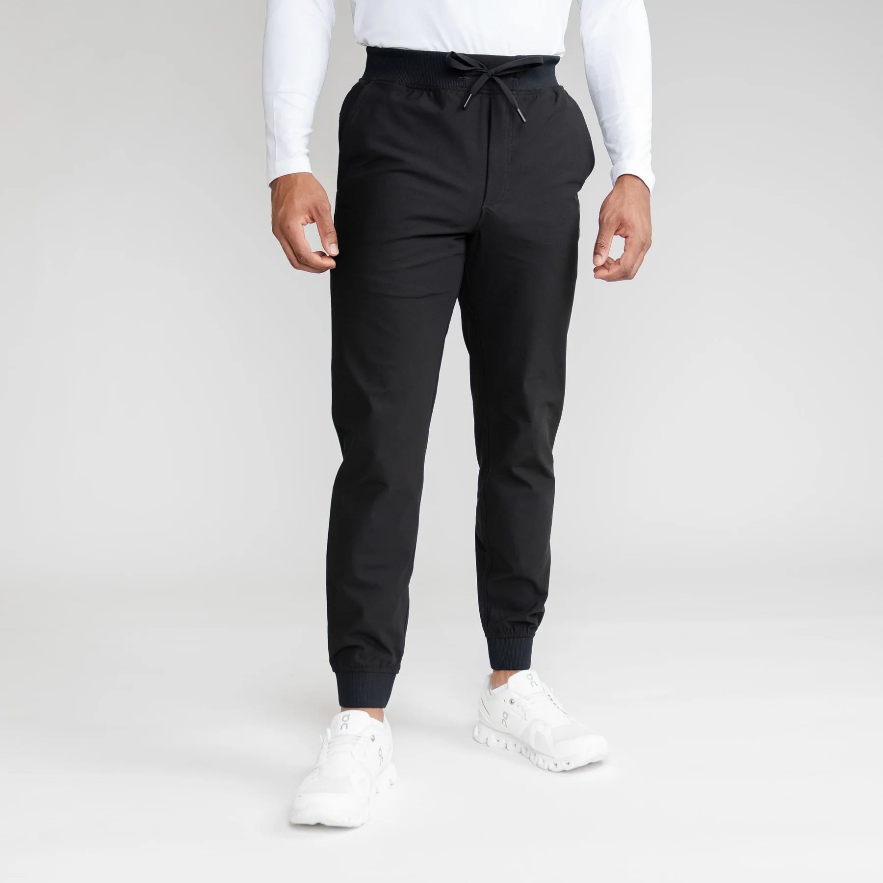 Rhoback | Delta Performance Jogger | Midnight Black