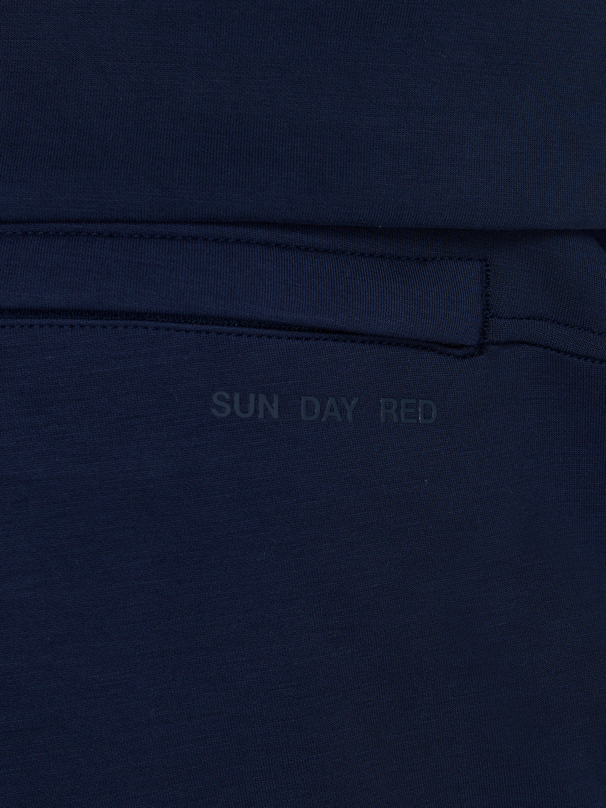 Sun Day Red | Pacific Luxe Jogger | Navy Blazer