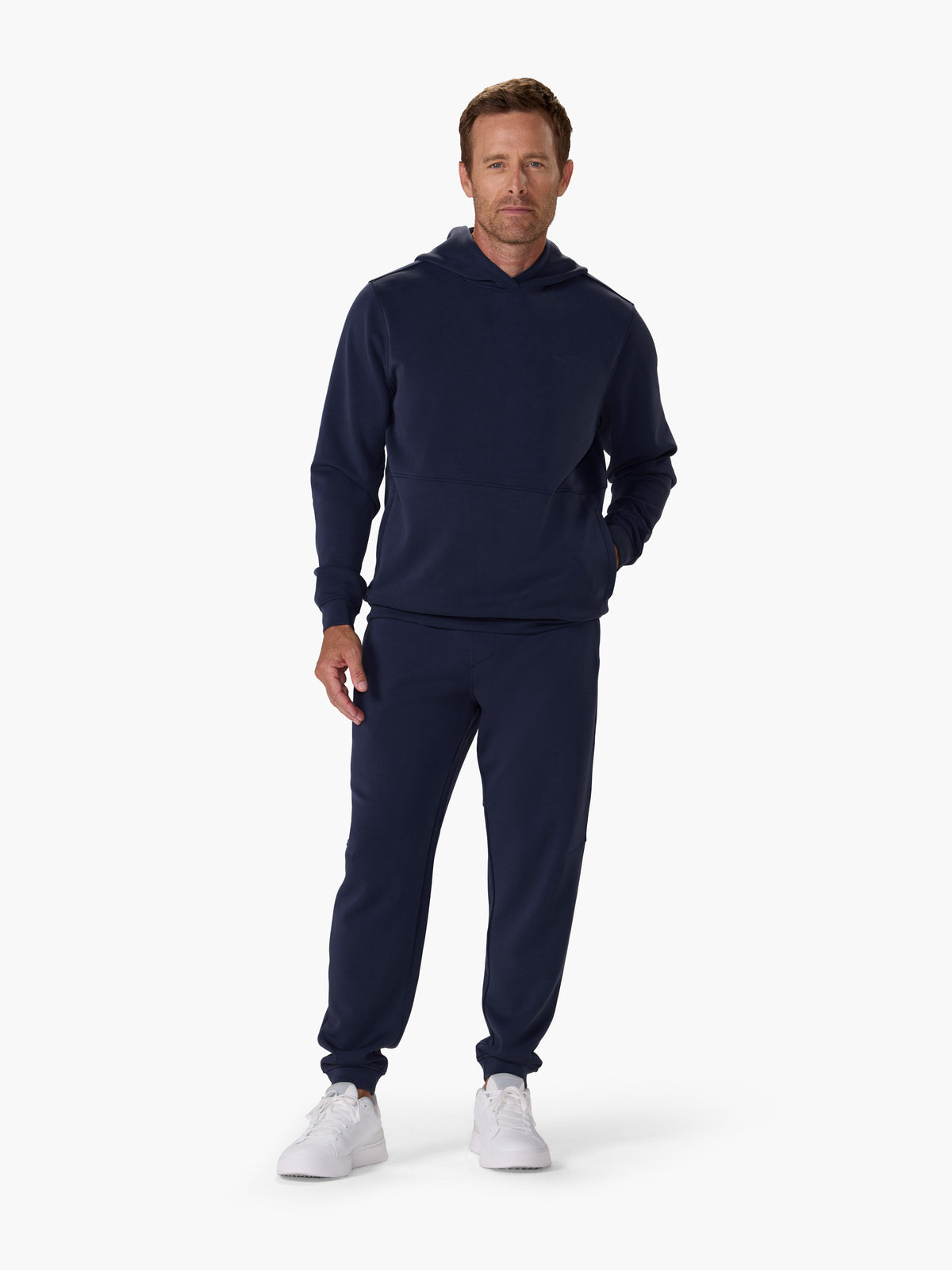 Sun Day Red | Pacific Luxe Jogger | Navy Blazer