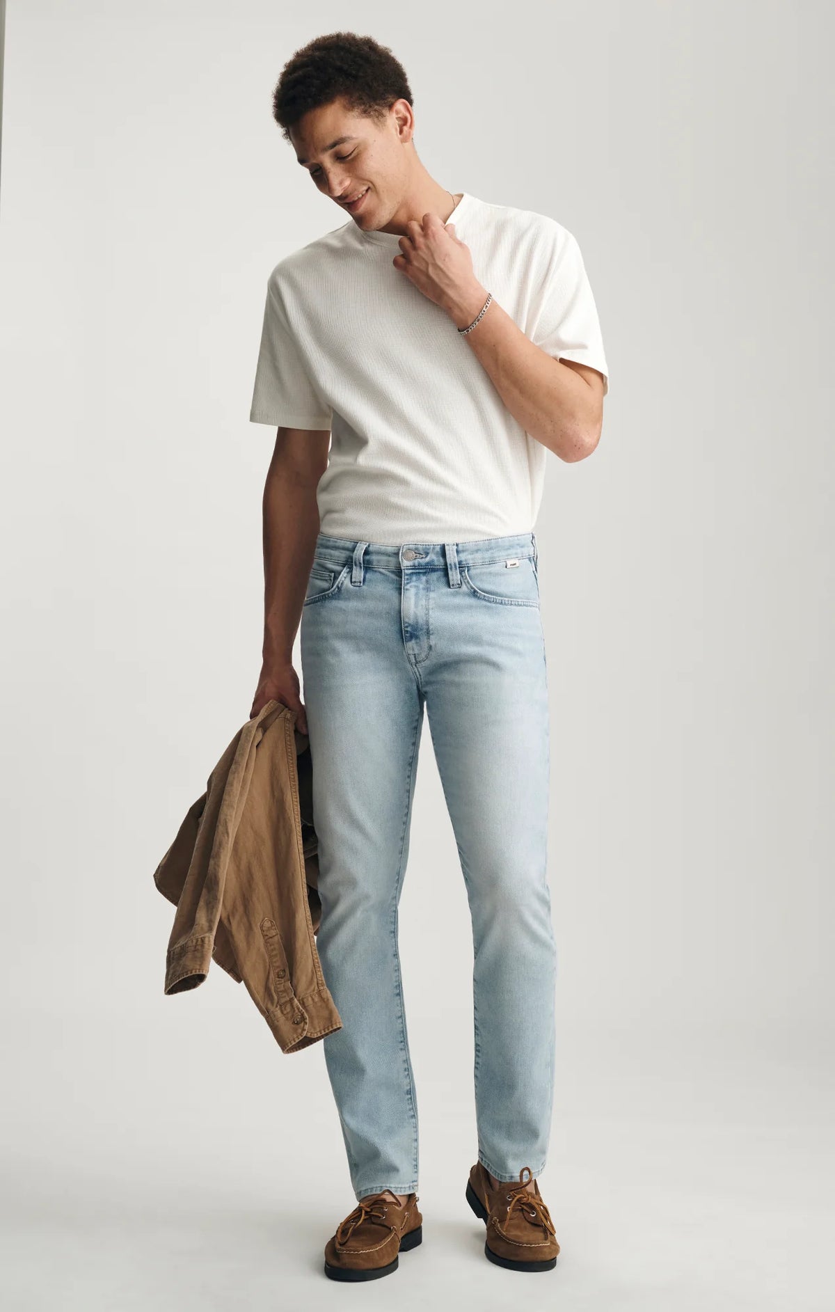 Mavi Jeans | Marcus Slim Straight Leg Jeans Light | Air-Lite Blue