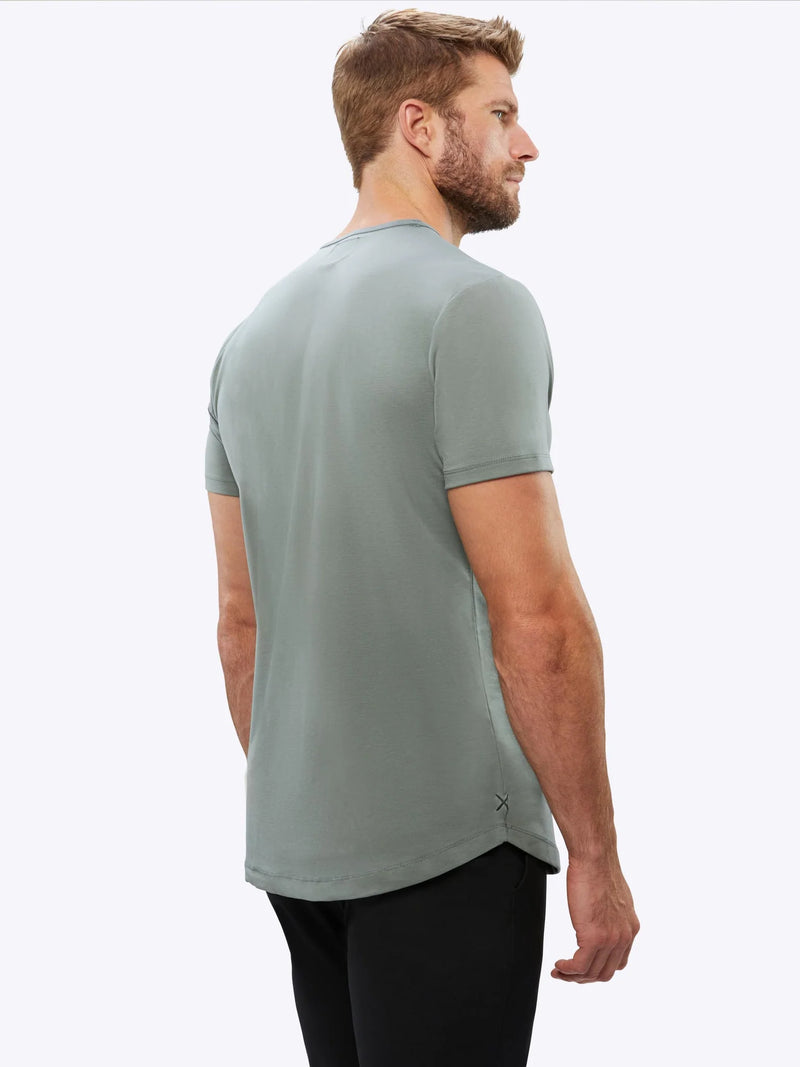 AO Curve-Hem Tee