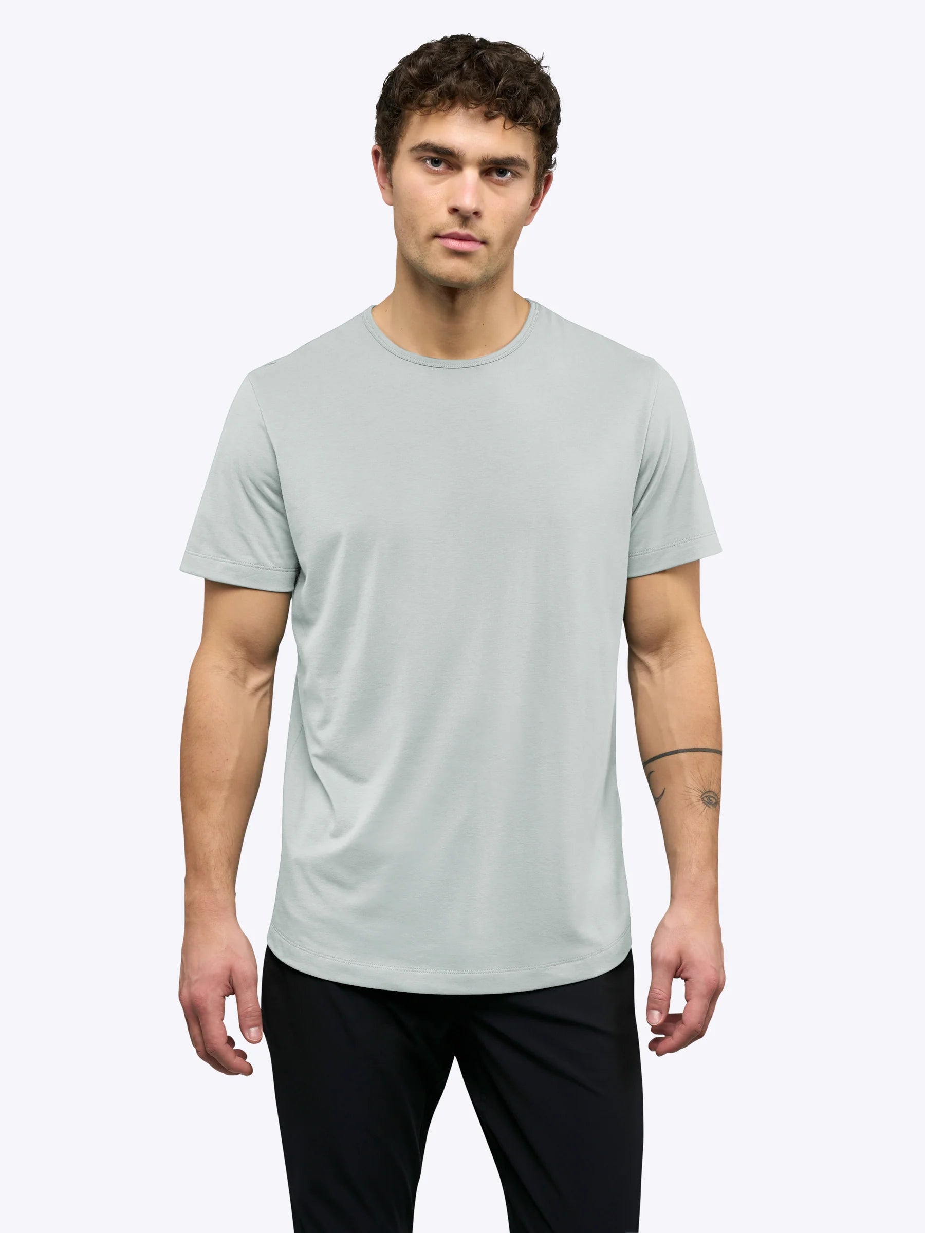 Cuts | AO Curve-Hem Tee Metal | Green