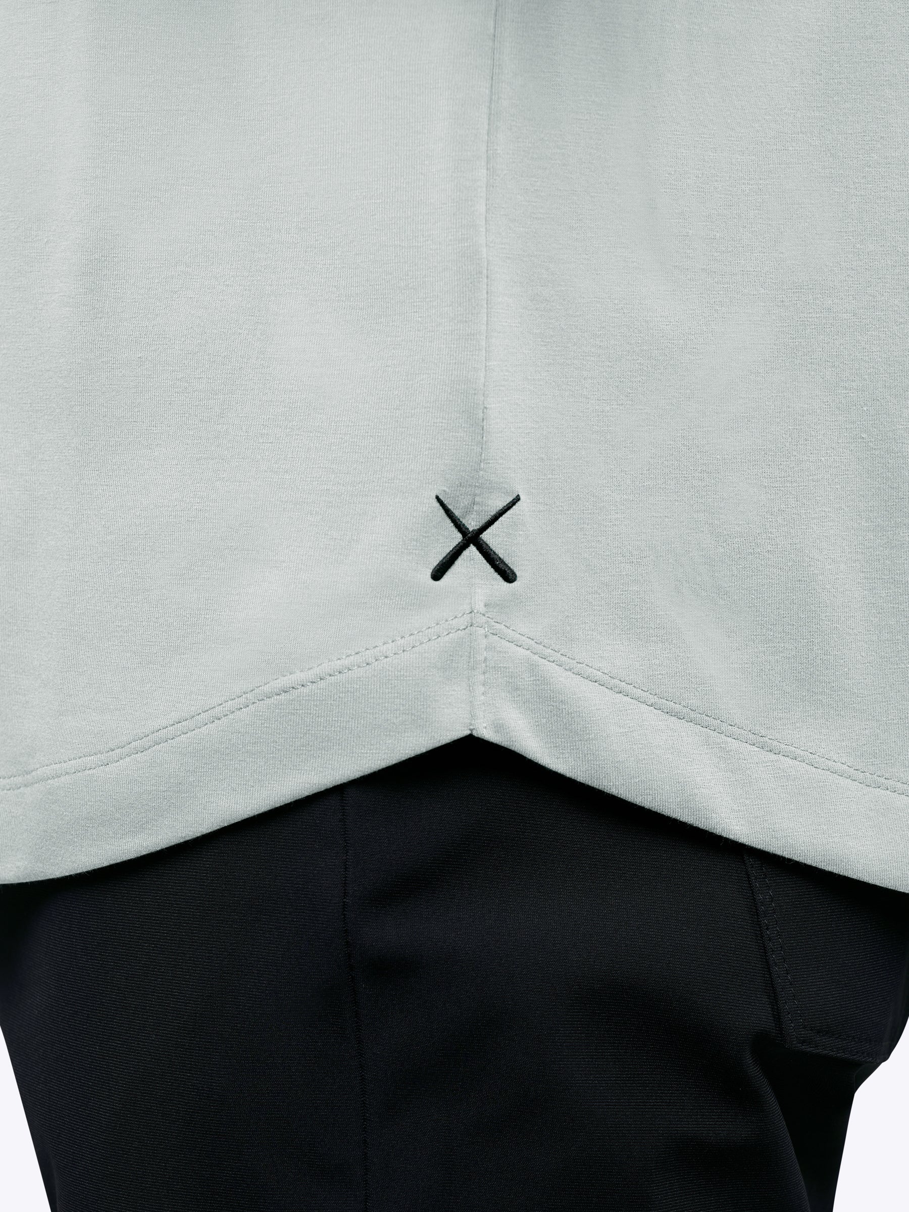 Cuts | AO Curve-Hem Tee Metal | Green