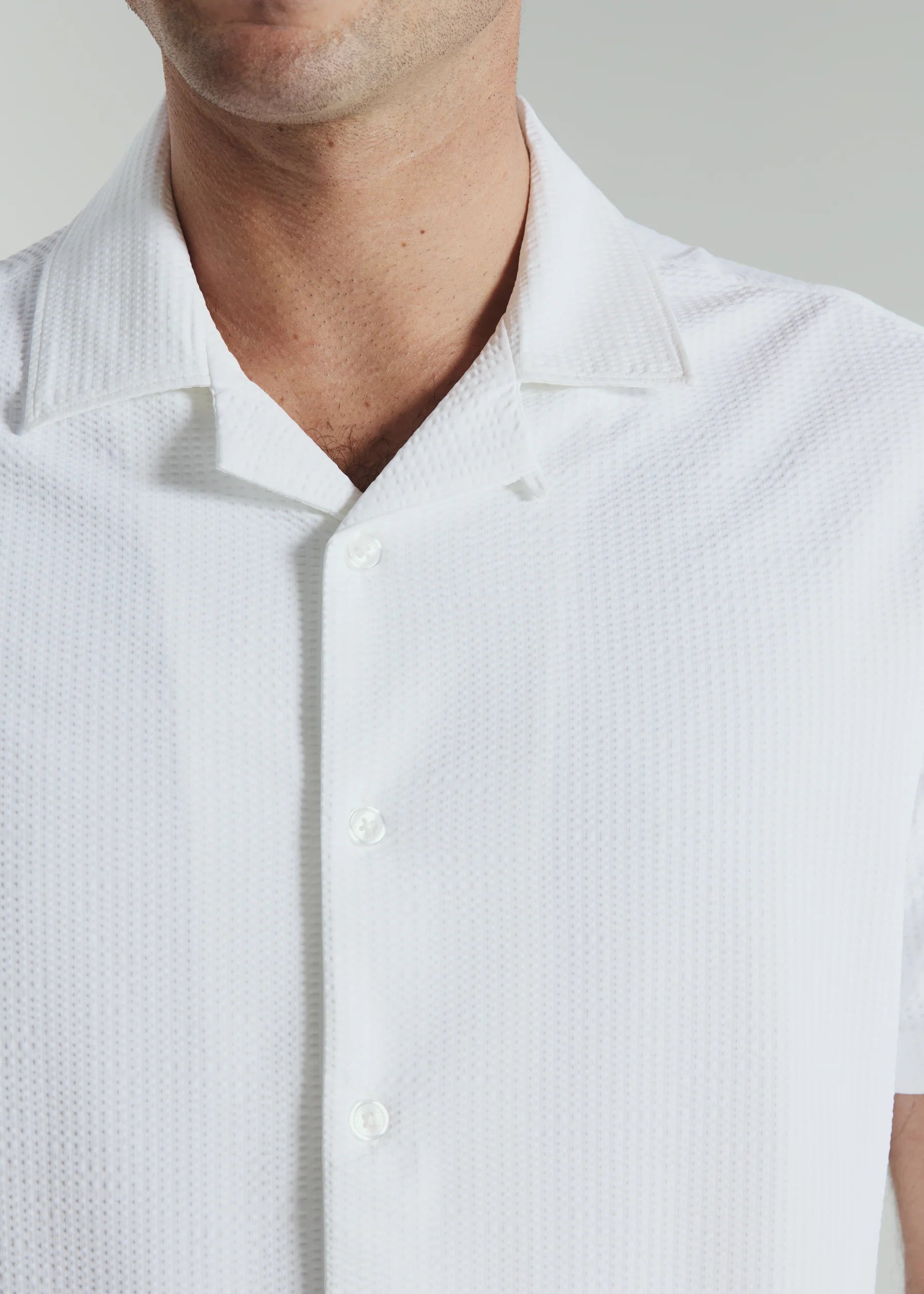 7Diamonds | Sutherland Seersucker Stretch Camp Shirt | Ivory White