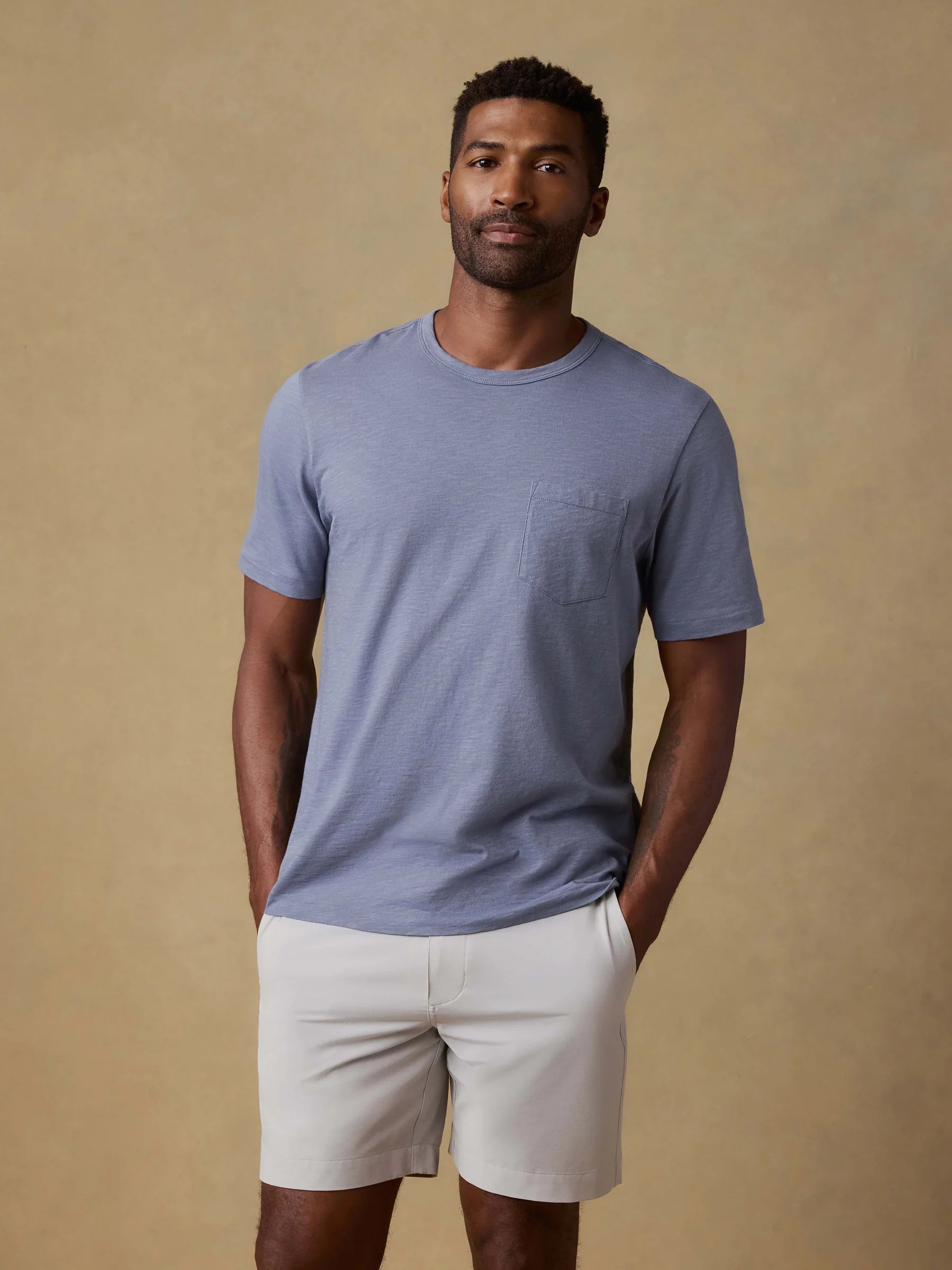 Faherty | Sunwashed Pocket Tee Flint | Blue