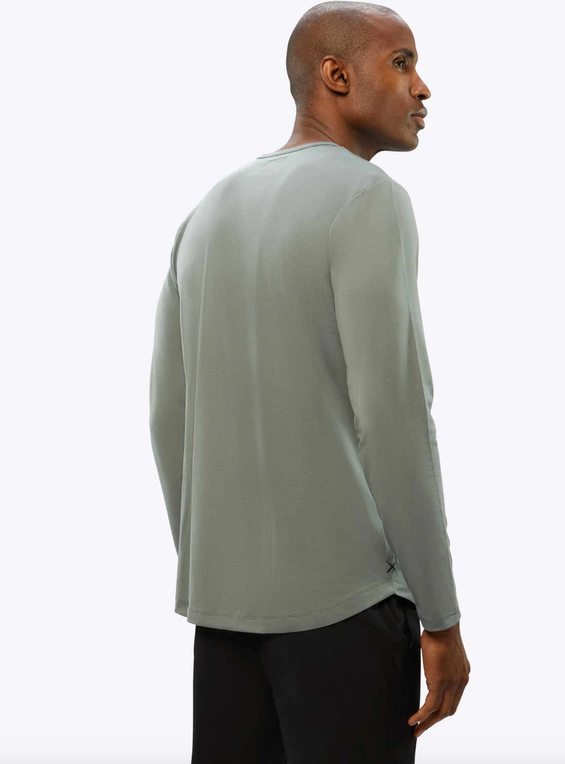 AO Long Sleeve Henley Curve-Hem