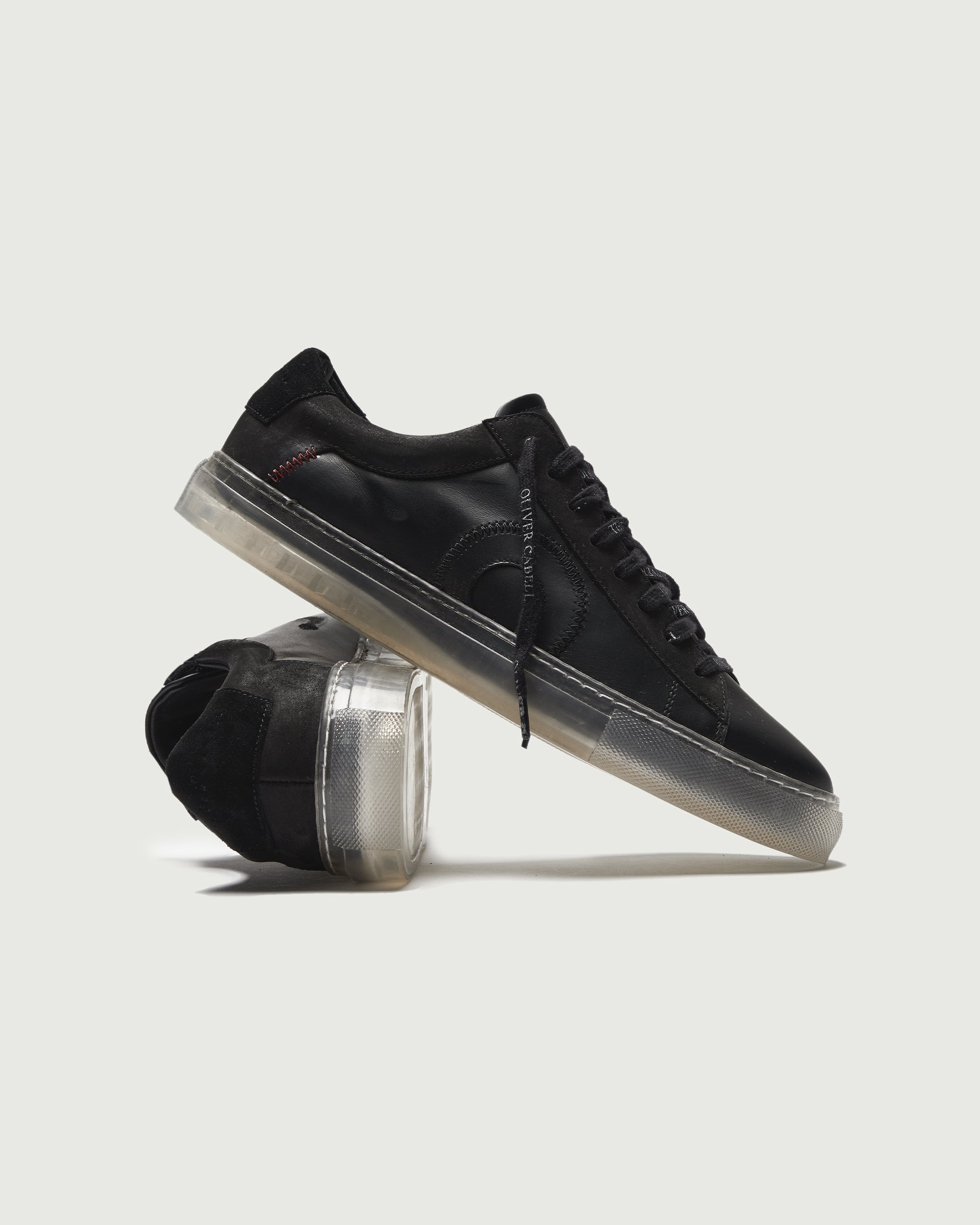 Oliver Cabell | Low 1 Black Ghost | Black