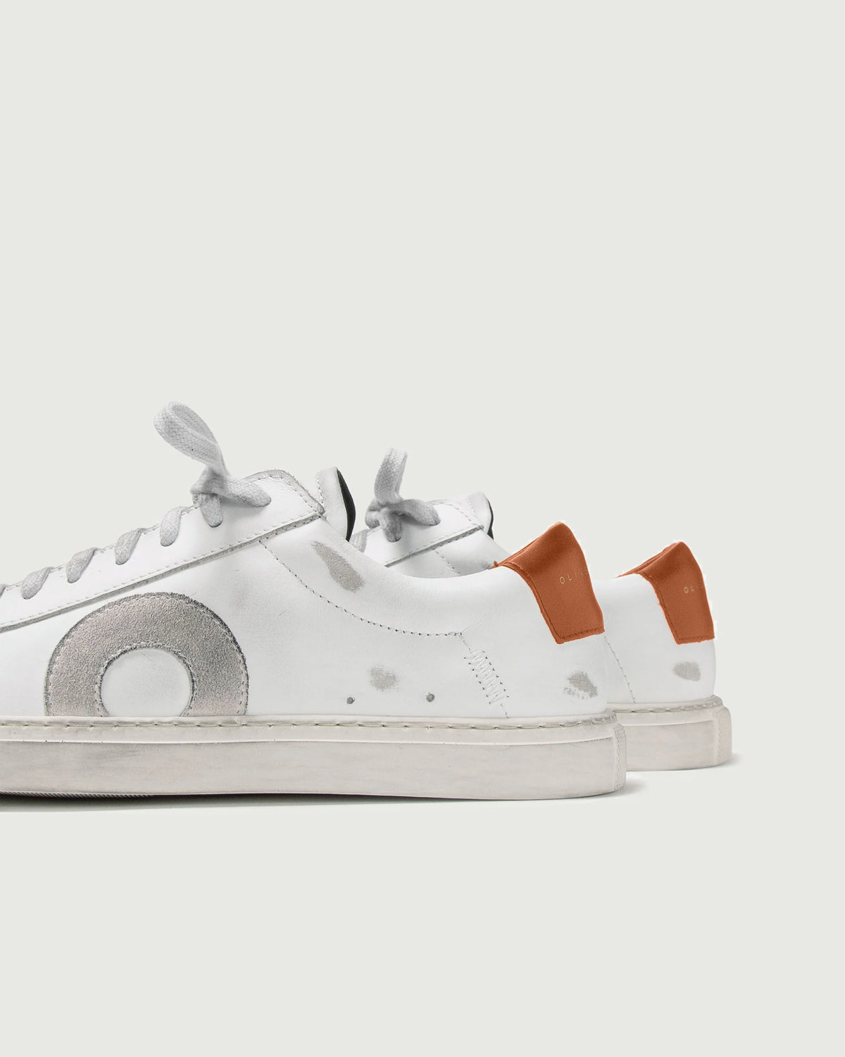 Oliver Cabell | Low 1 | Marsala White