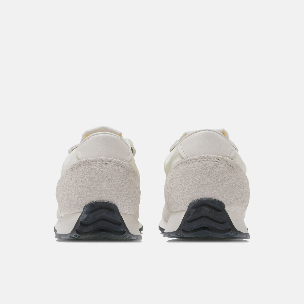 New Balance | 471 Sneaker | Linen/Angora Beige